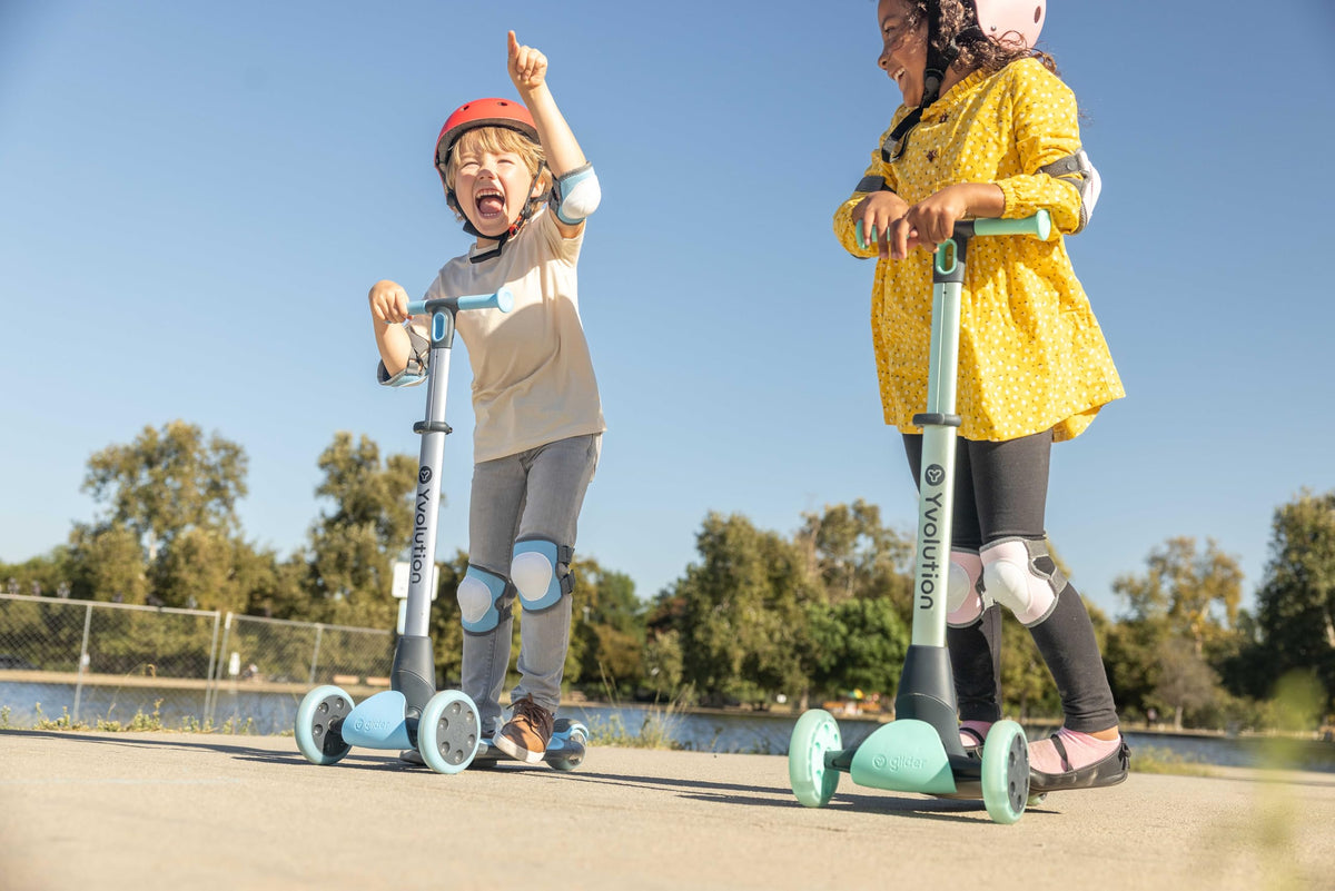 3-Wheel Kids Scooter with LED Light-Up Front Wheels N847680