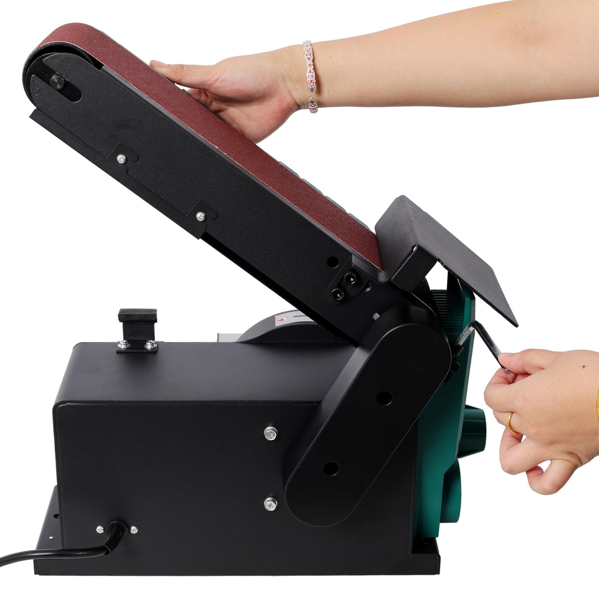 4" x 36" Belt and 6" Disc Benchtop Sander T856802